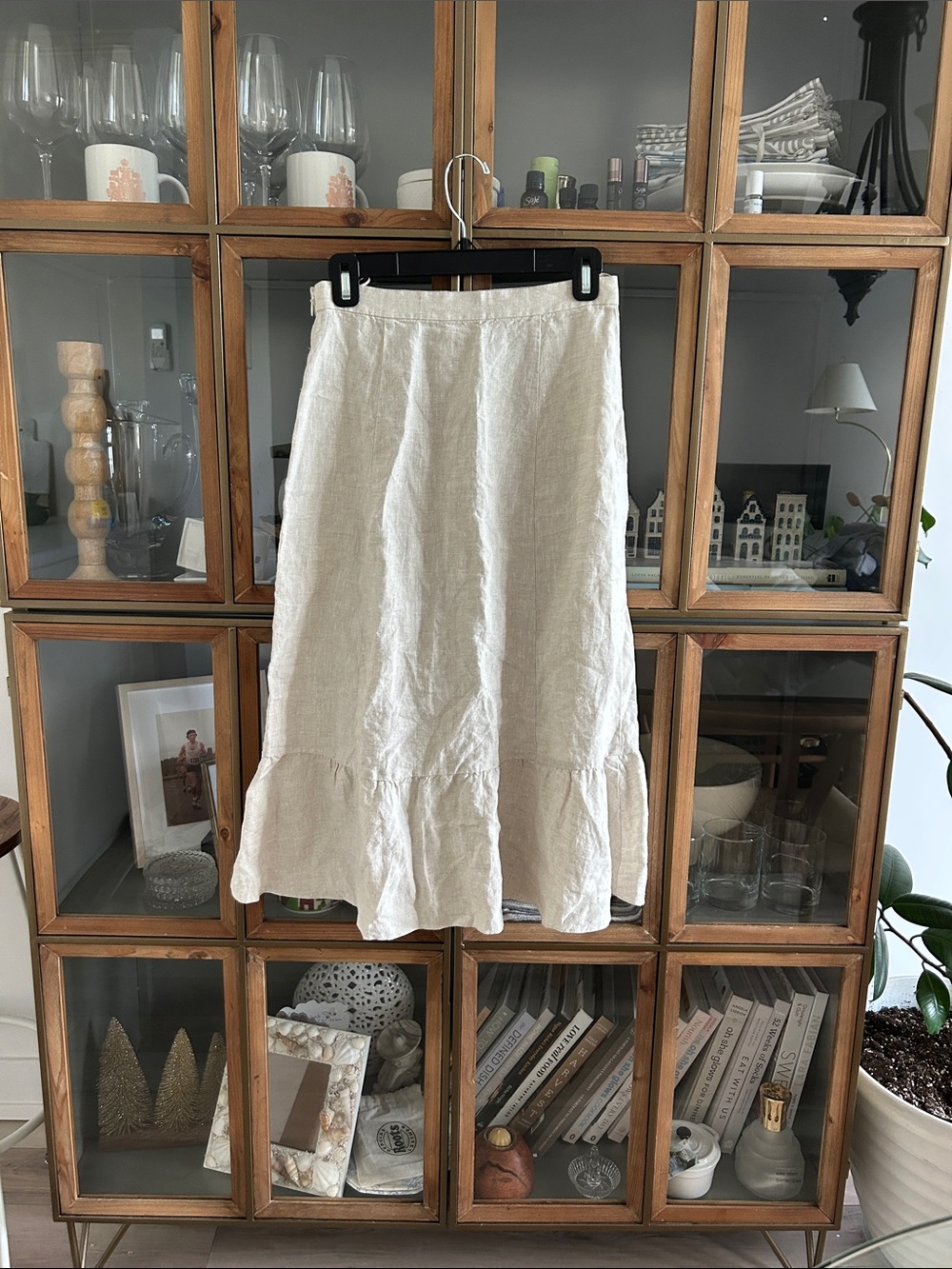 Aritzia Wilfred 100% Organic Linen Midi Skirt with Ruffle Hem